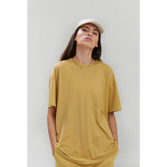 Girlfriend Collective NWT Unisex Crewneck oversize T-Shirt mustard yellow Size 3 - Picture 1 of 4
